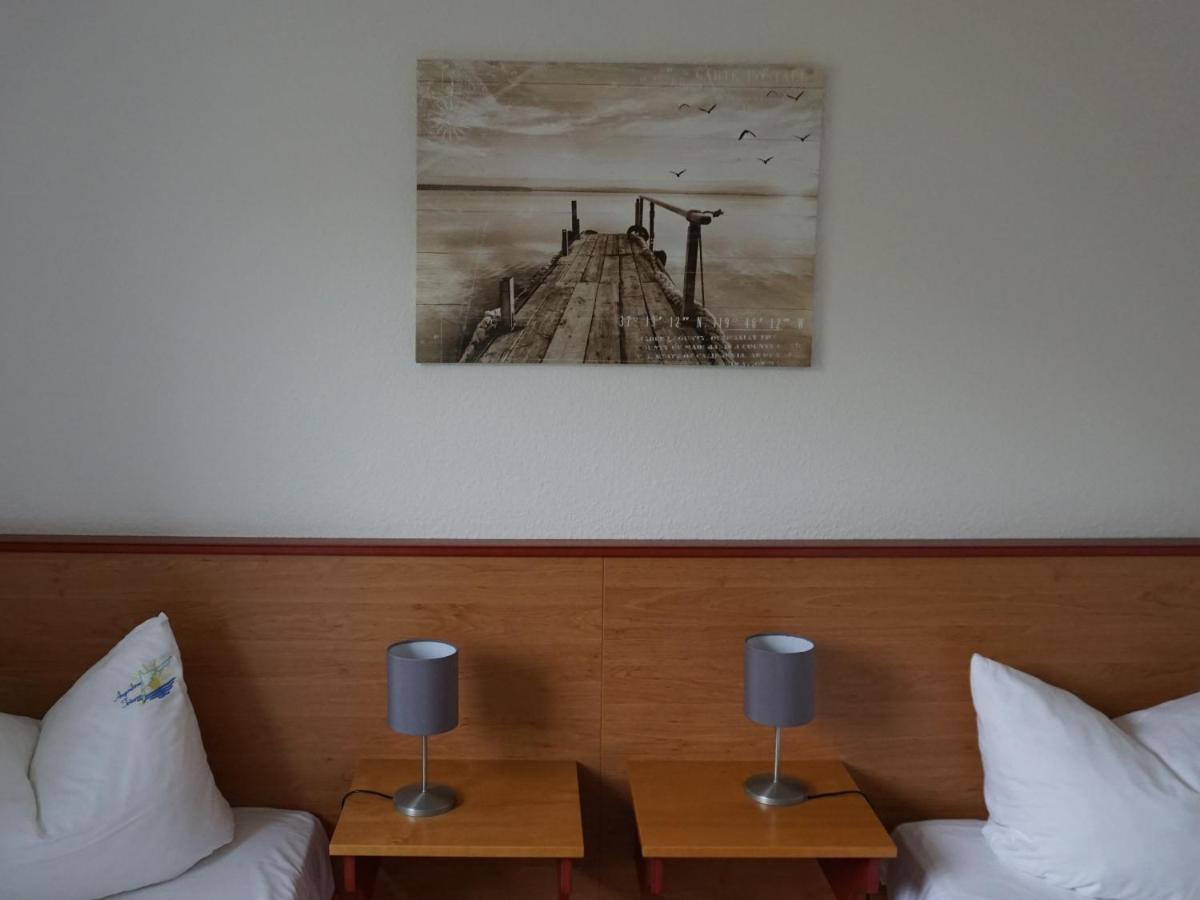 Ferienwohnung Mone 디르하겐 외부 사진